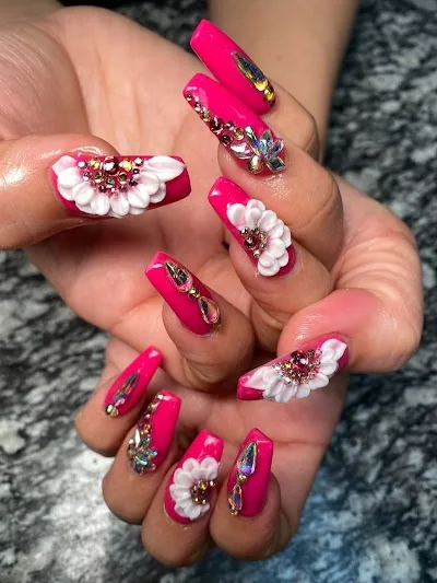 QUEEN NAILS & SPA