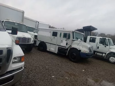 S & S Towing