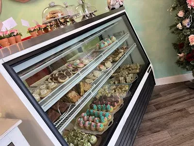 Six Little Teacups Bakery and Sweets