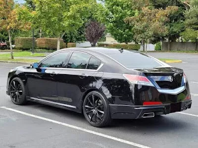T & J Motors