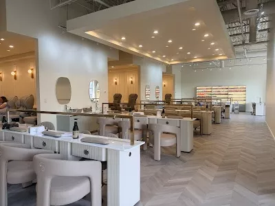 Urban Nail Town